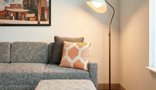 Suite, 1 Bedroom (Mobility/Hearing Access, Roll-In Shwr)