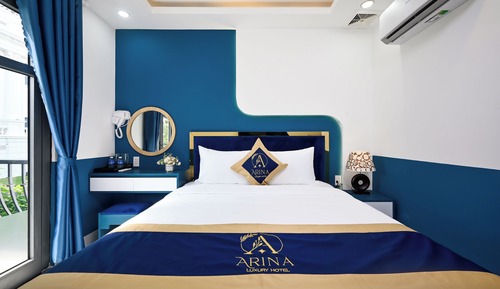 Deluxe Room, 1 Queen Bed, Balcony, City View