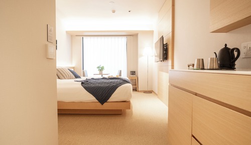 Studio 25 King, Non Smoking