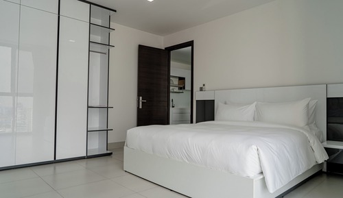 1-Bedroom Apartment City View