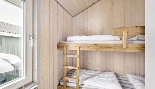 Comfort Cabin