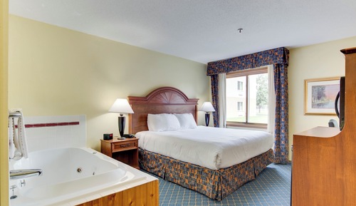 Signature Double Room, 1 King Bed, Non Smoking, Jetted Tub