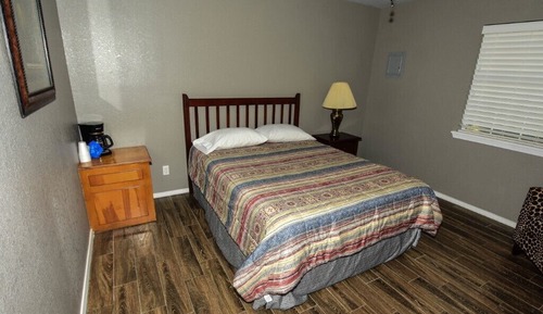 Two Bedroom, Lake Texoma, Lake View - No Pets