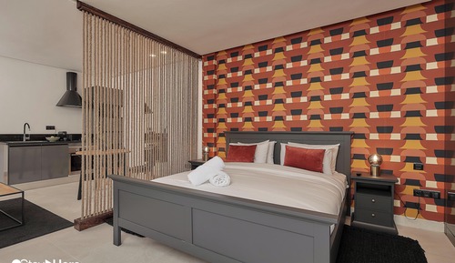 Elite Suite