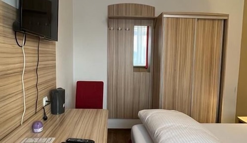 Basic Twin Room, 2 Twin Beds