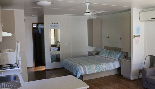 Family Cabin (1)