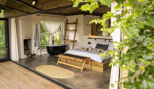 Honeymoon Tent