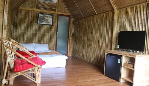 Traditional Double Room, 1 Bedroom, Non Smoking, River View