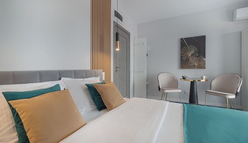Exclusive Studio Suite