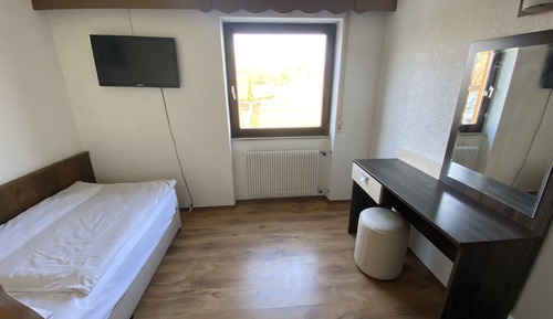 Standard Single Room, 1 Twin Bed, Garden View, Garden Area