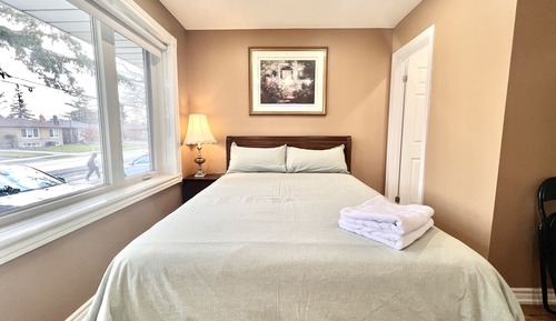 Deluxe Double Room, 1 Queen Bed, Private Bathroom