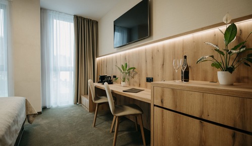 Basic Double Room, Ensuite
