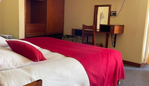 Executive Studio Suite