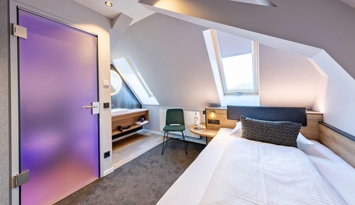 Standard Single Room, Pets Not Allowed