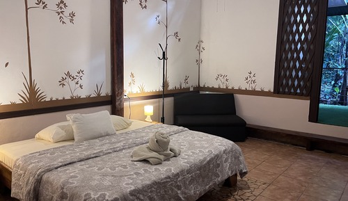 Basic Room, Ensuite