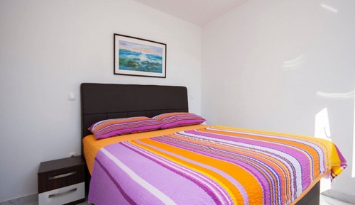Apartment (One Bedroom Apartment with Balcony)