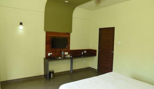 Corporate Sea View Suite Room