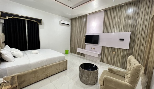 Executive Room