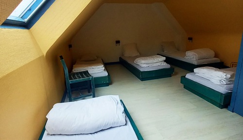 Bed in 5-Bed Male Shared Room