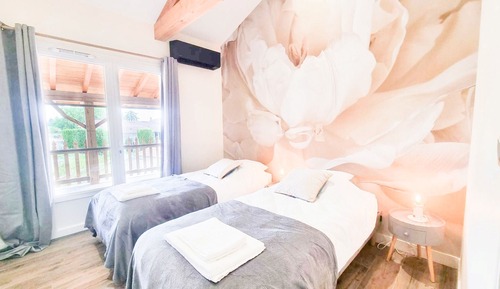 Deluxe Double or Twin Room, Air conditioning