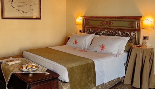 Executive Studio Suite