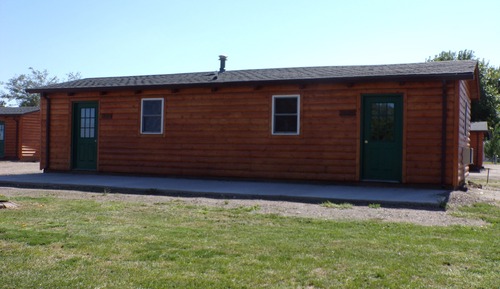 Standard Cabin, 2 Queen Beds, Kitchenette