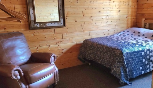 Standard Cabin, 4 Bedrooms, 2 Bathrooms