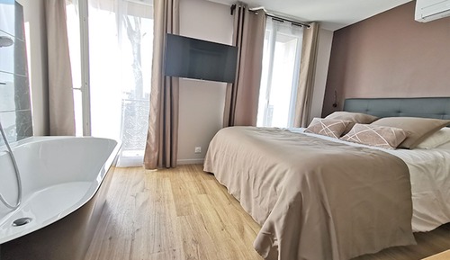 Superior Apartment, Ensuite, Park View (Catana)