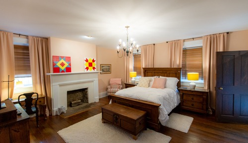 Double Room, 1 Queen Bed