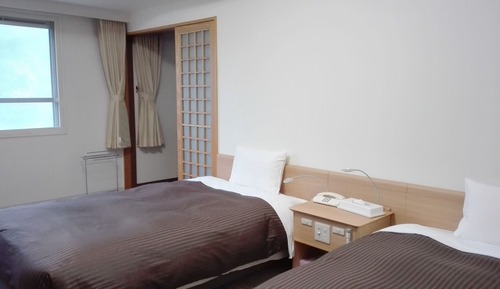 Connecting Room Non-Smoking(2-6 pax)