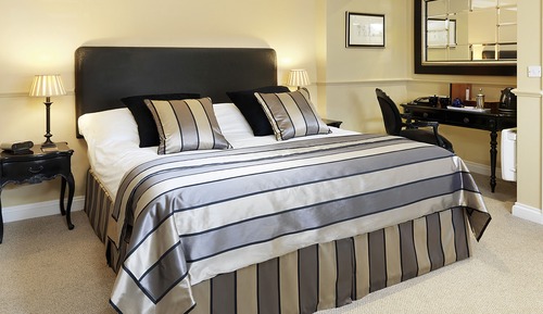 Executive Double Room, Ensuite (The Fotheringhay)