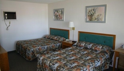 Standard Room, 1 Queen Bed
