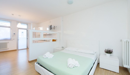Senior Apartment