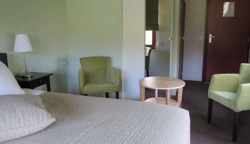 Deluxe Double Room, Garden View