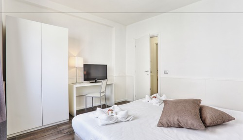 Superior Apartment