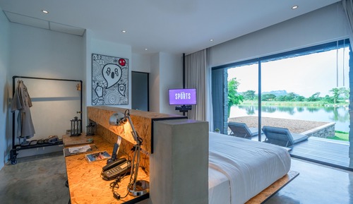 PoolXide Cabin Suite