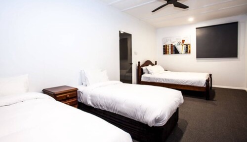 Family Room, 2 Bedrooms