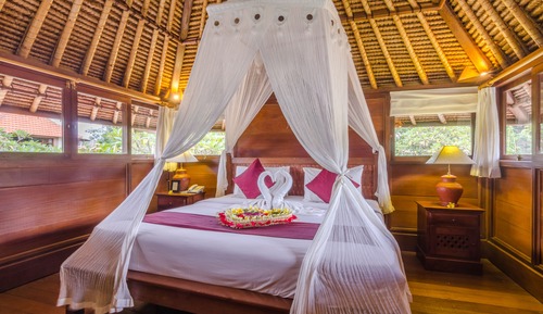 One bedroom Duplex Bungalow