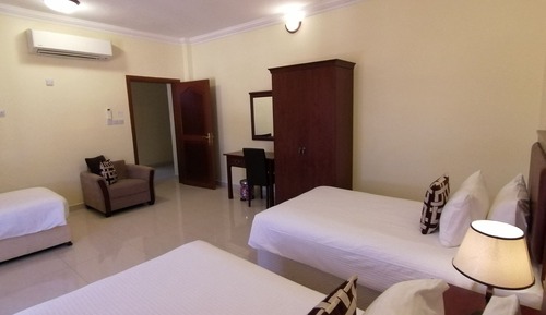 Deluxe Apartment, 2 Bedrooms, Mountain View, Corner