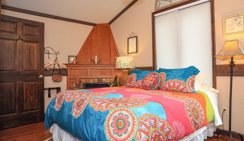 Room, Private Bathroom (Provincial)