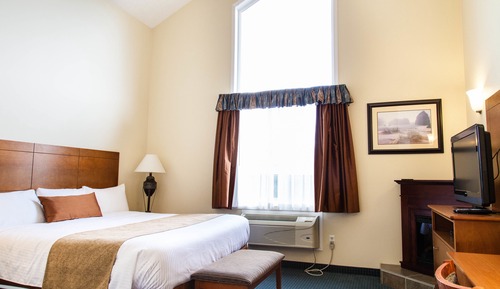 Superior Room, 1 King Bed, Jetted Tub