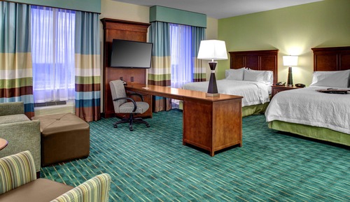 Studio, 2 Queen Beds, Refrigerator & Microwave (Wetbar)