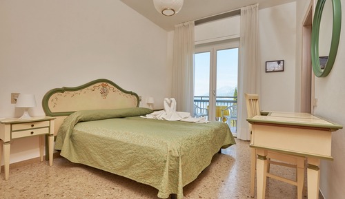 Double Room, Lake View