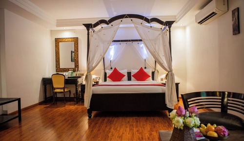 La Rose One Bed Room Apartment Suite Twin with Private Balcony