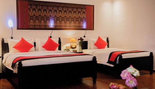 Junior Suite Twin with Private Balcony