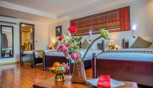 Junior Suite Triple Room (3 Single)