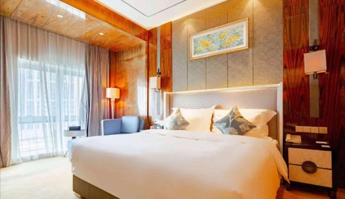 Ambassador Suite
