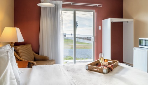 Business Room, 1 King Bed, Refrigerator, Sea View