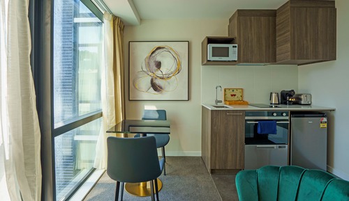 Studio, 1 King Bed