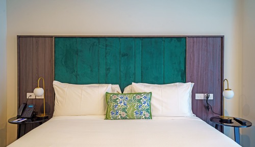 Standard 1 Bedroom 1 King Bed